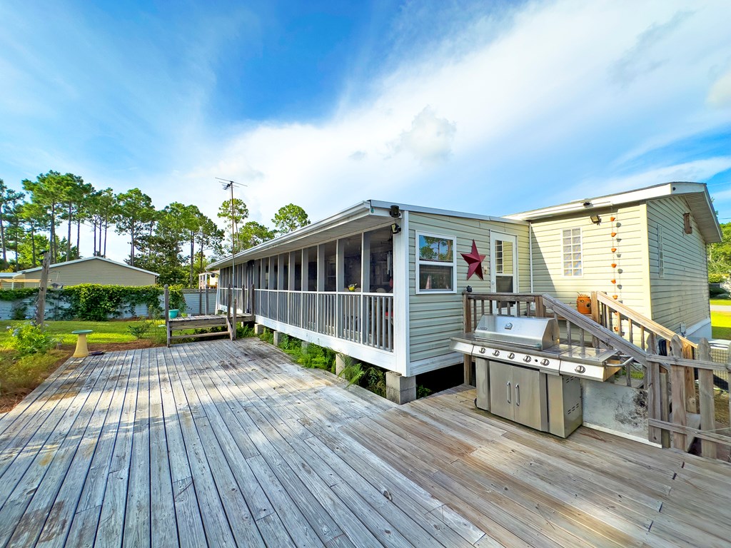 127 Palm Breeze Way, Port St. Joe 32456