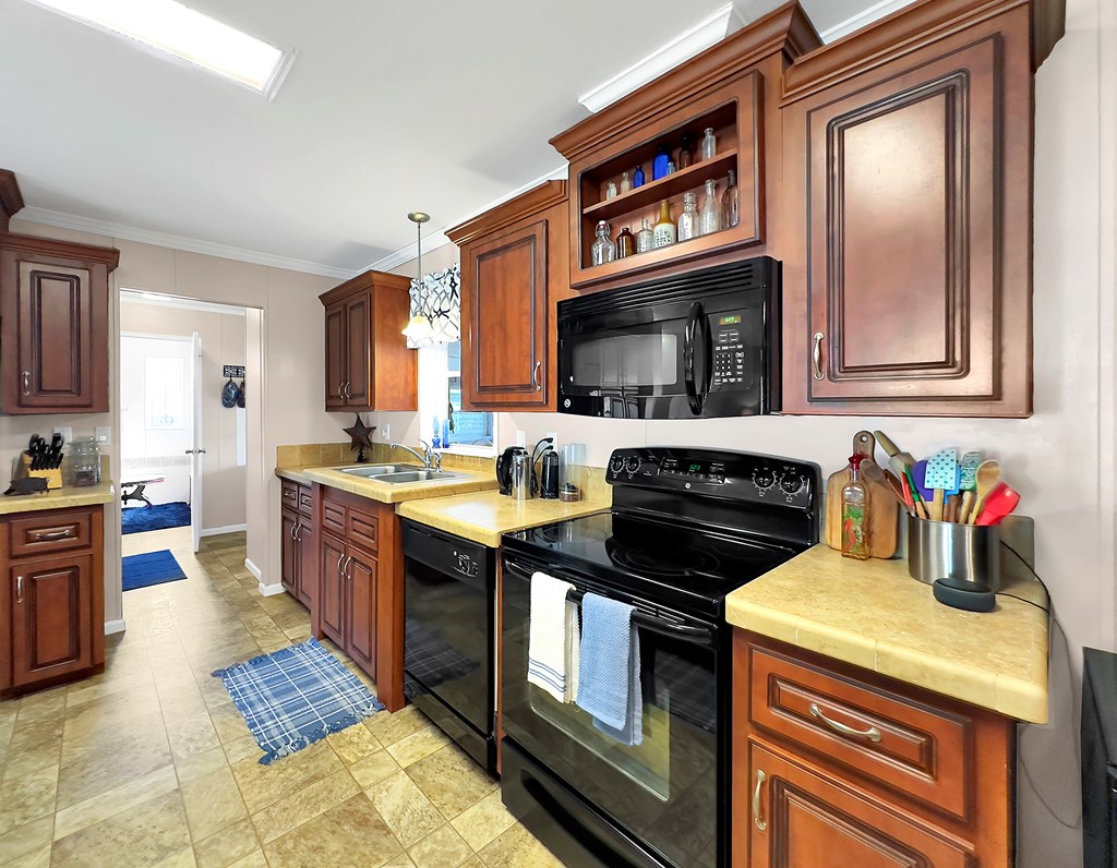 127 Palm Breeze Way, Port St. Joe 32456