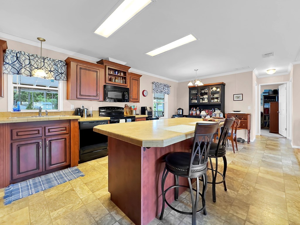 127 Palm Breeze Way, Port St. Joe 32456