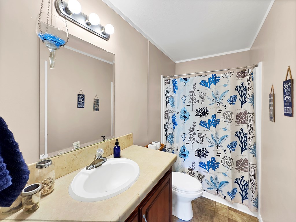 127 Palm Breeze Way, Port St. Joe 32456