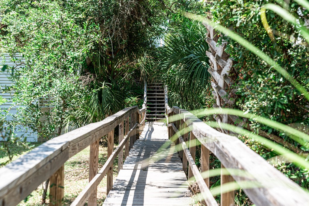 185 Bent Tree Rd, 32456