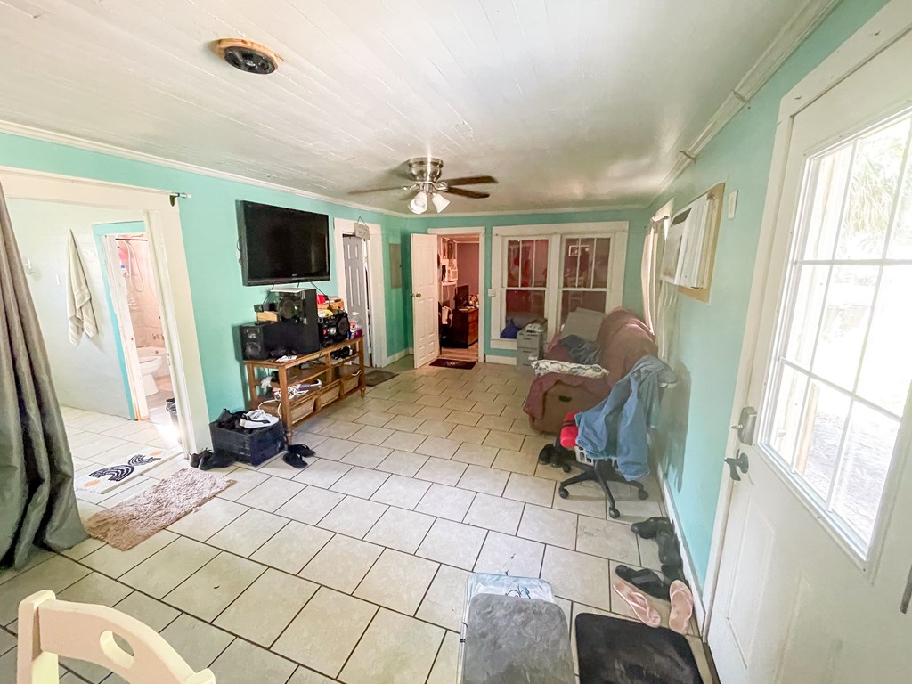 213 Ave B, Port St. Joe 32456