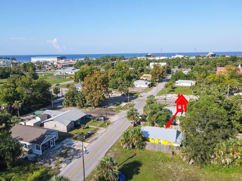 213 Ave B, Port St. Joe 32456
