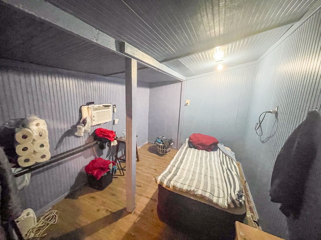 213 Ave B, Port St. Joe 32456