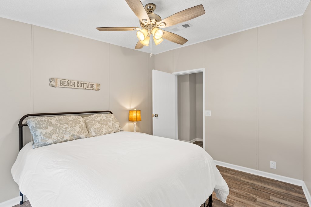 233 Whiting St, Port St. Joe 32456