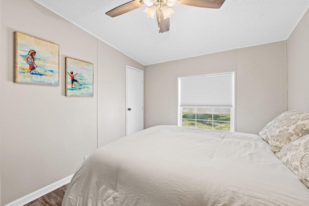 233 Whiting St, Port St. Joe 32456