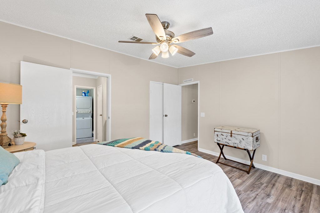 233 Whiting St, Port St. Joe 32456