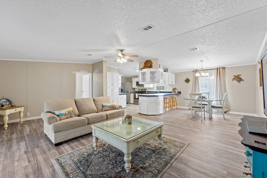 233 Whiting St, Port St. Joe 32456