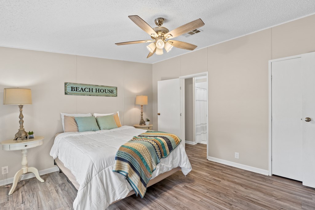 233 Whiting St, Port St. Joe 32456