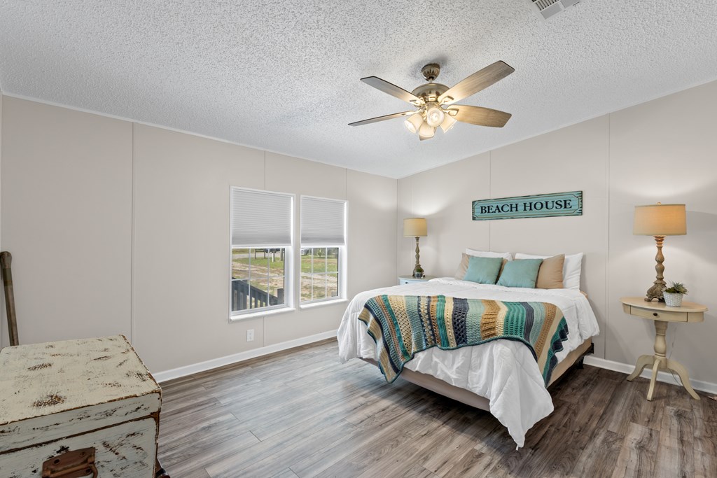 233 Whiting St, Port St. Joe 32456