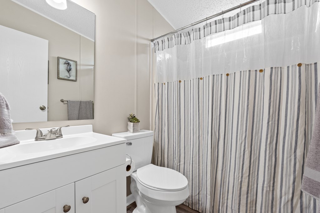 233 Whiting St, Port St. Joe 32456