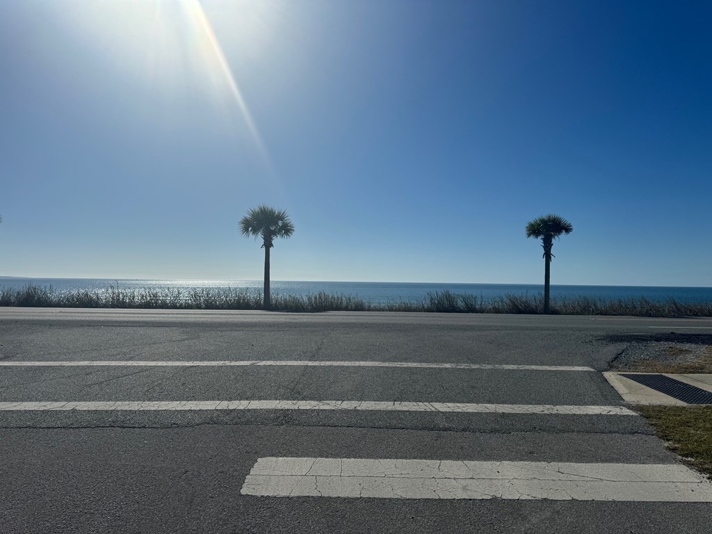 180 Florida Ave, 32456