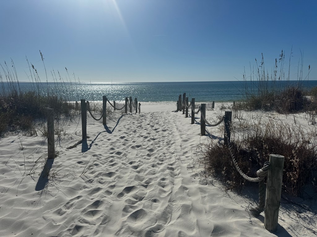 180 Florida Ave, 32456