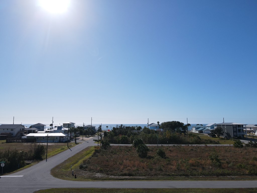 180 Florida Ave, 32456