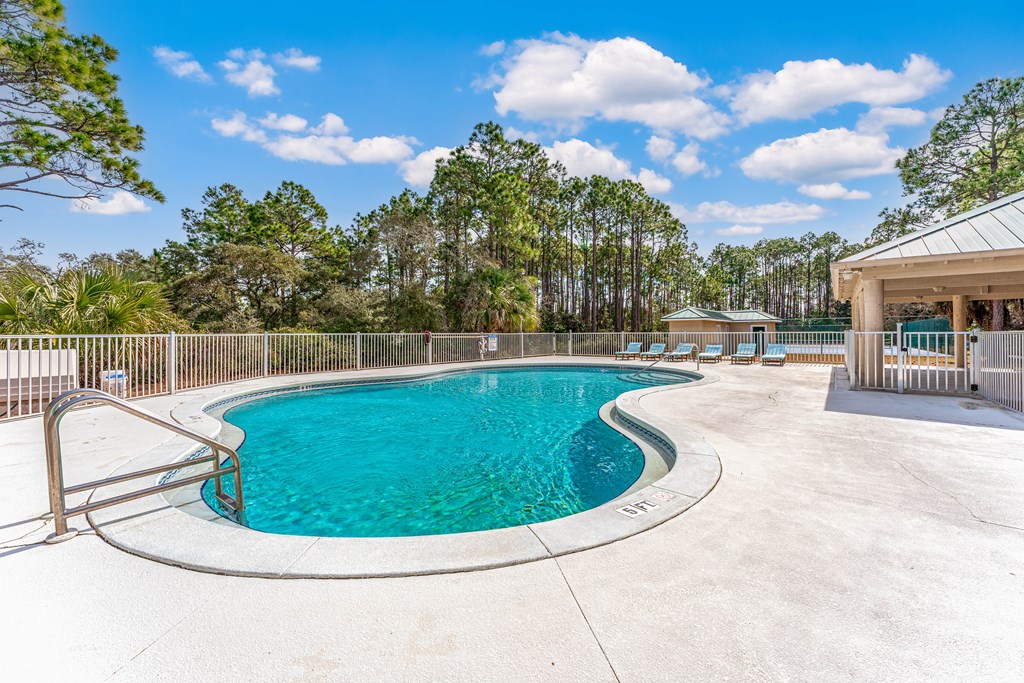 227 Waters Edge Dr, 32456