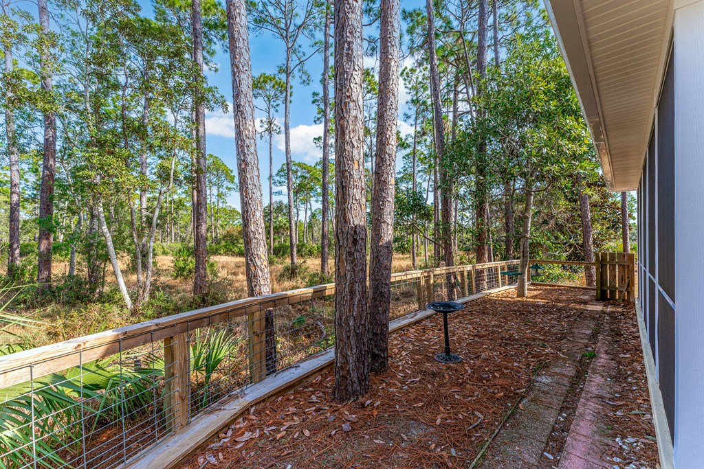 227 Waters Edge Dr, 32456