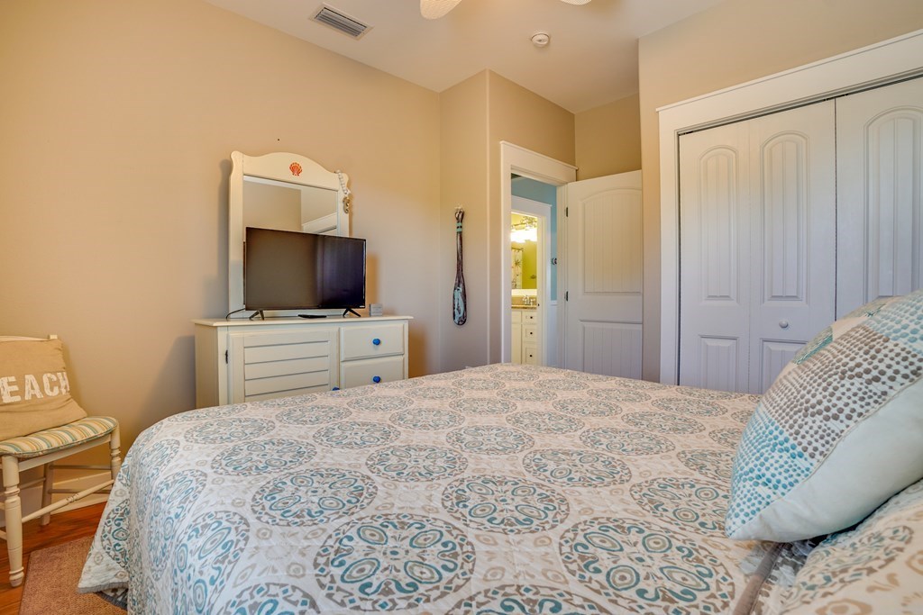 335 Cord Grass Way, 32456
