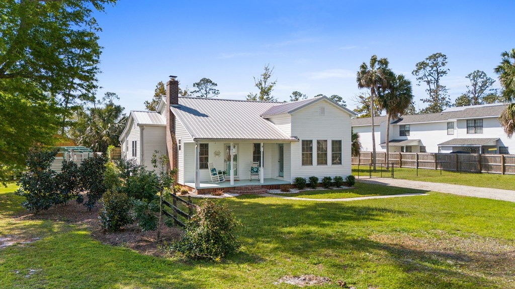 214 8th St, Port St. Joe 32456
