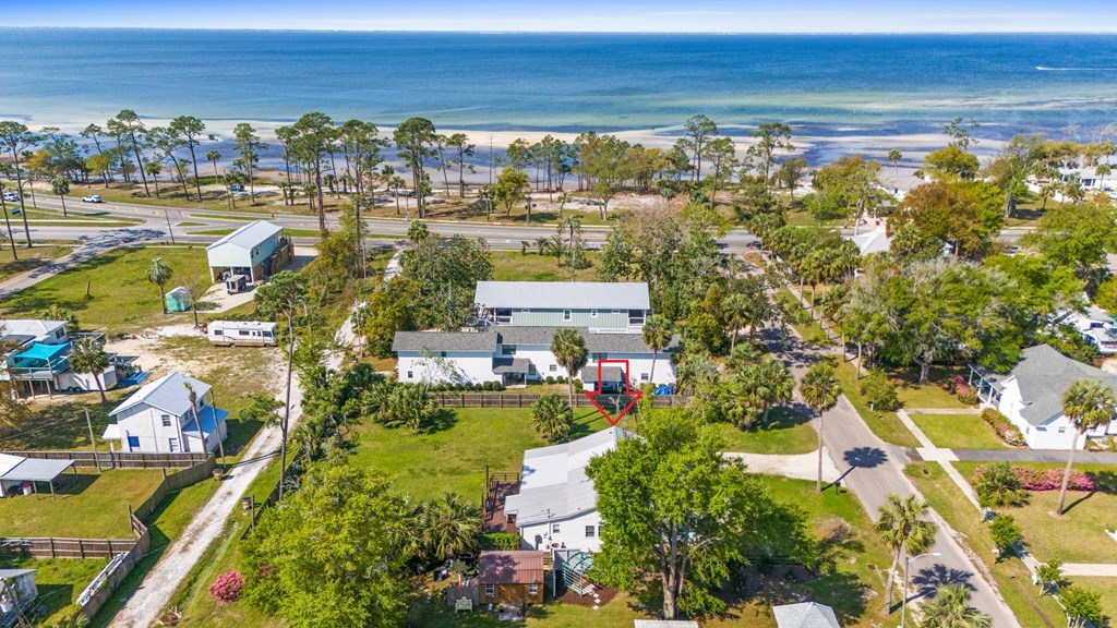 214 8th St, Port St. Joe 32456