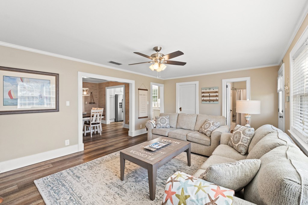 214 8th St, Port St. Joe 32456