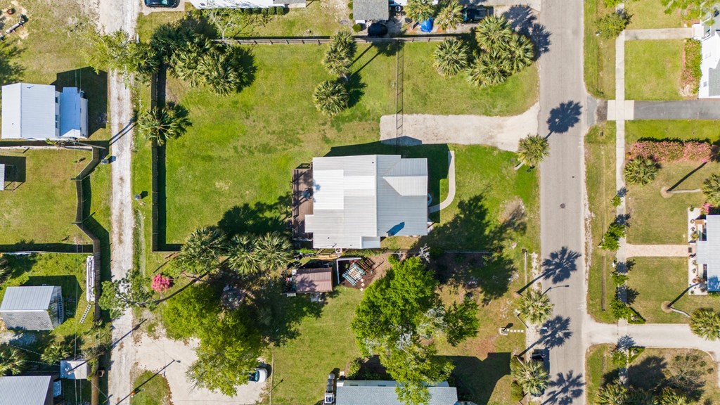 214 8th St, Port St. Joe 32456