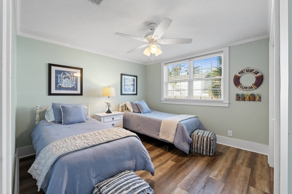 214 8th St, Port St. Joe 32456