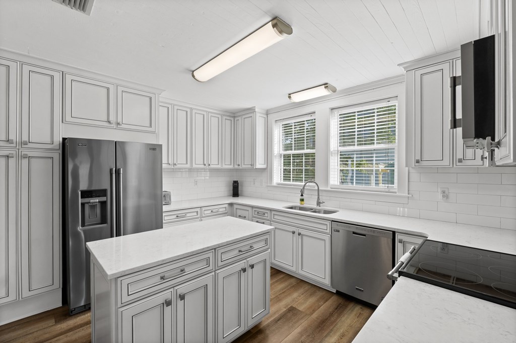 214 8th St, Port St. Joe 32456