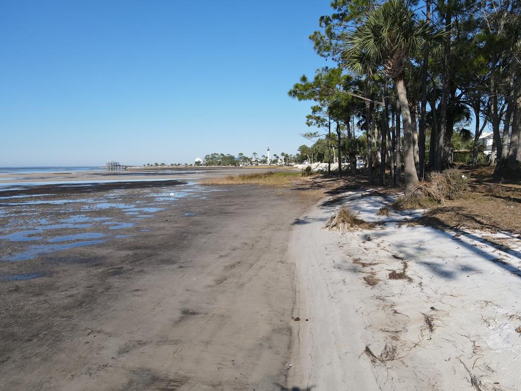 221 8th St # C, Port St. Joe 32456 Unit: C