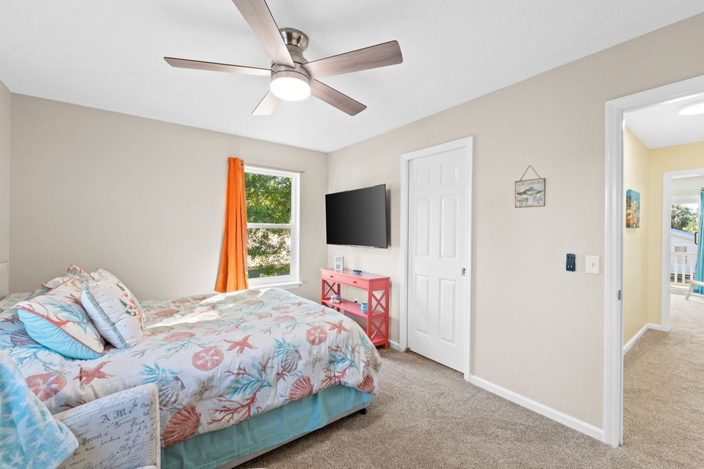 221 8th St # C, Port St. Joe 32456 Unit: C