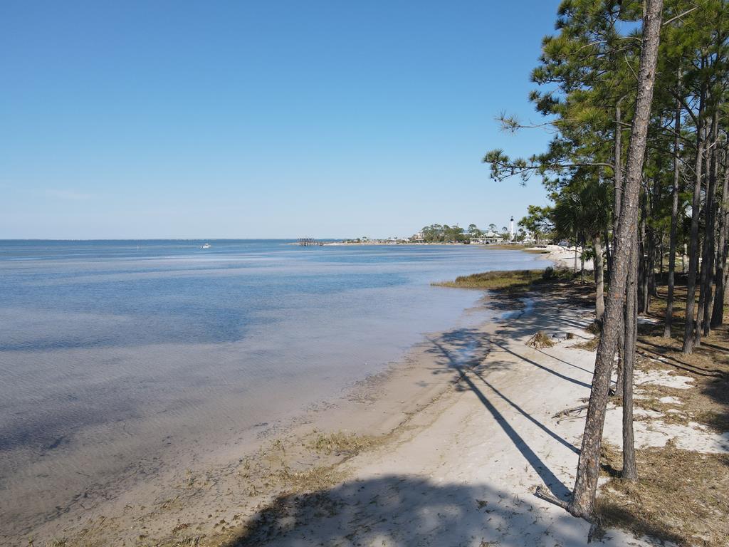 221 8th St # C, Port St. Joe 32456 Unit: C