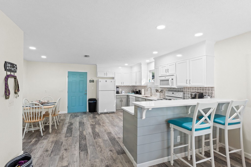 221 8th St # C, Port St. Joe 32456 Unit: C