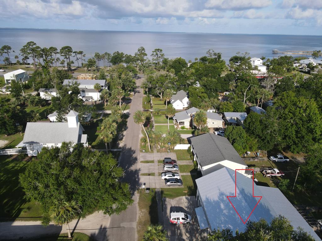 221 8th St # C, Port St. Joe 32456 Unit: C