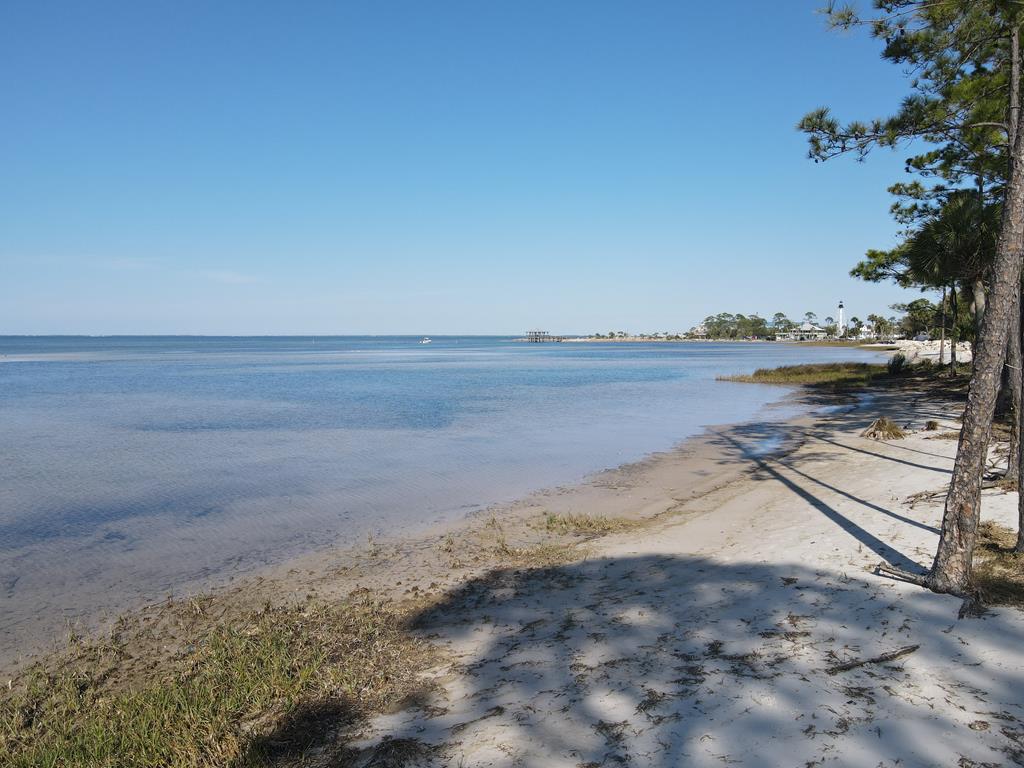 221 8th St # C, Port St. Joe 32456 Unit: C