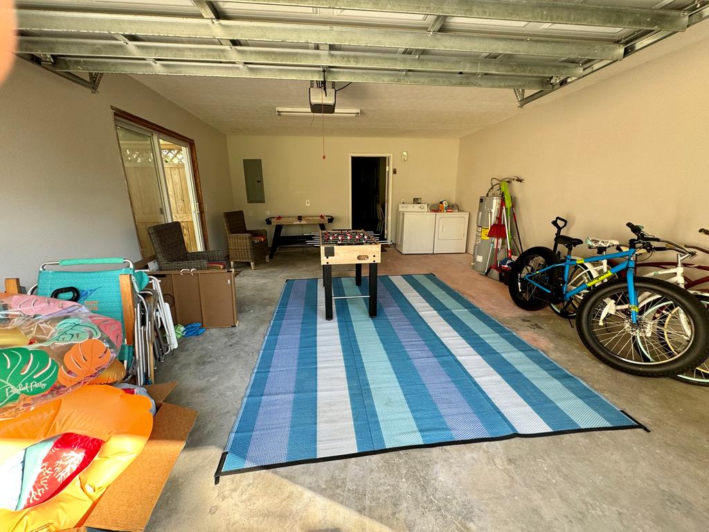 221 8th St # C, Port St. Joe 32456 Unit: C