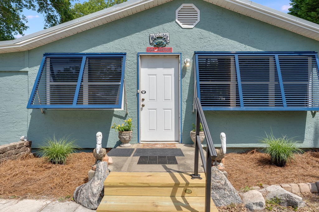 225 8th St, Port St. Joe 32456