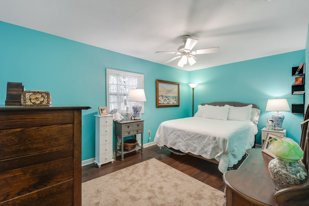 225 8th St, Port St. Joe 32456