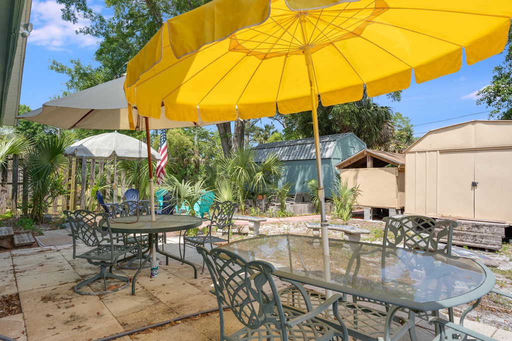 225 8th St, Port St. Joe 32456