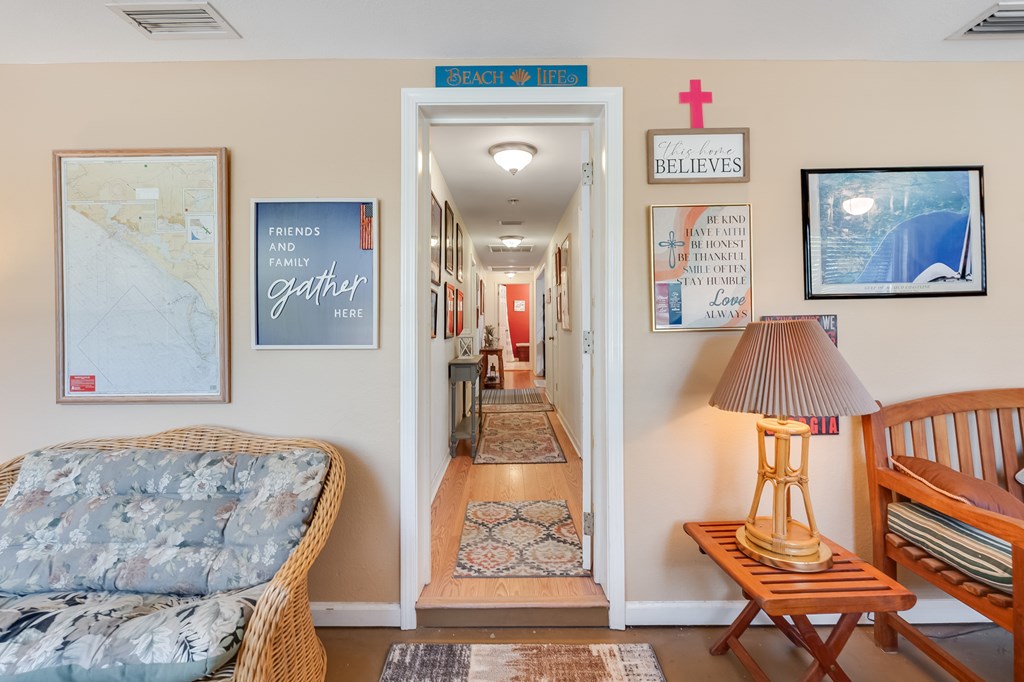 225 8th St, Port St. Joe 32456