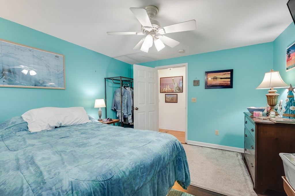 225 8th St, Port St. Joe 32456