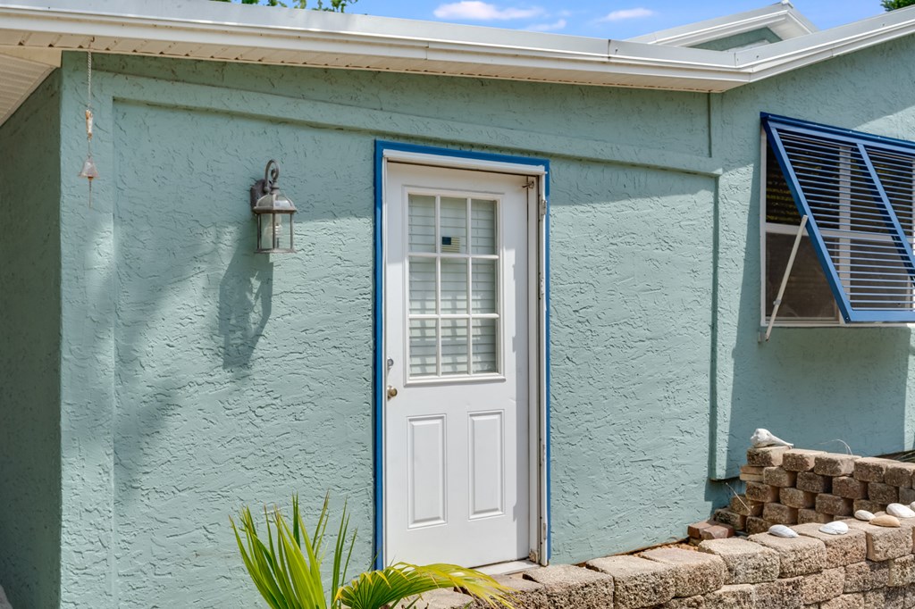 225 8th St, Port St. Joe 32456