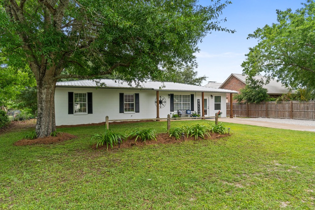 122 Barbara Dr, Port St. Joe 32456