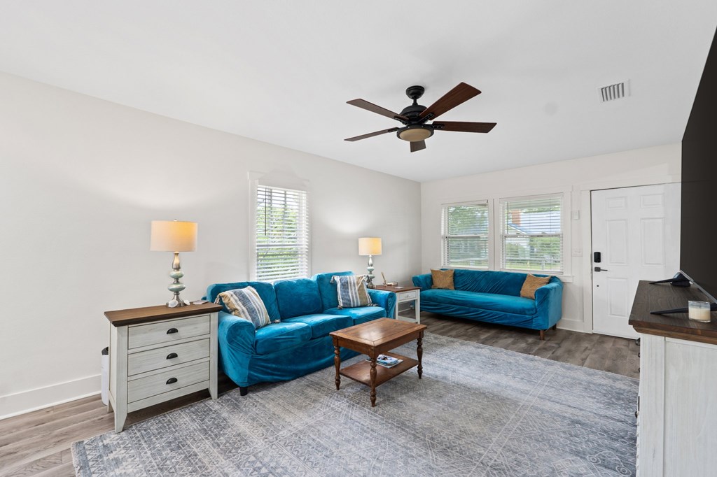 509 8th St, Port St. Joe 32456