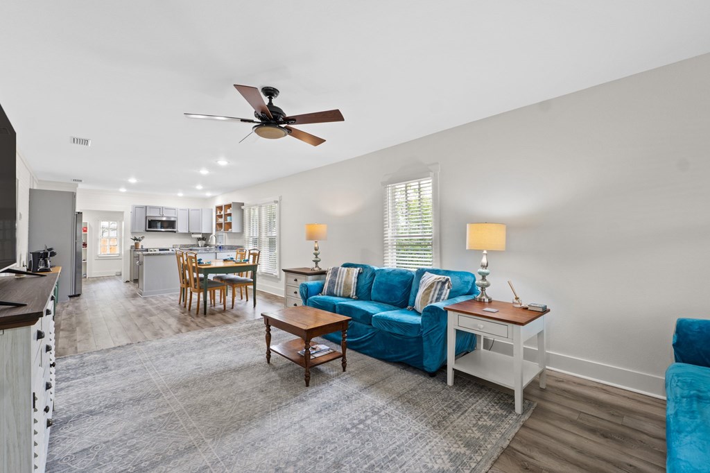 509 8th St, Port St. Joe 32456