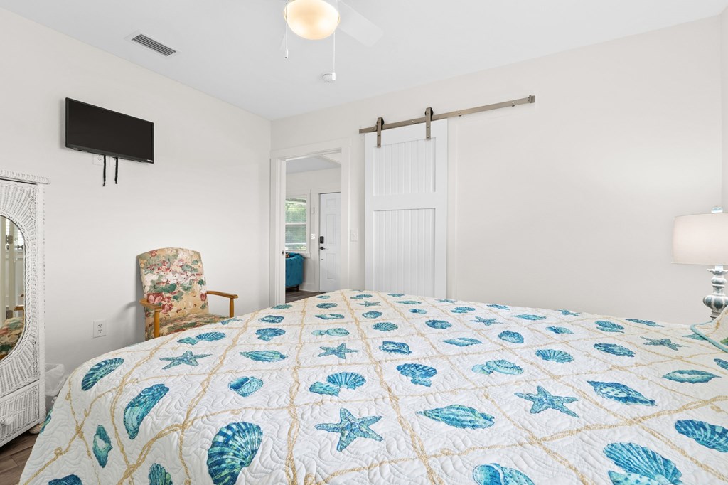 509 8th St, Port St. Joe 32456