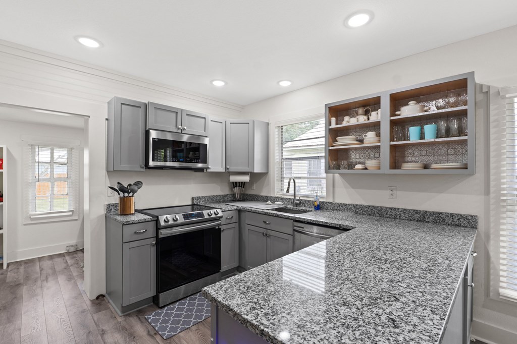 509 8th St, Port St. Joe 32456