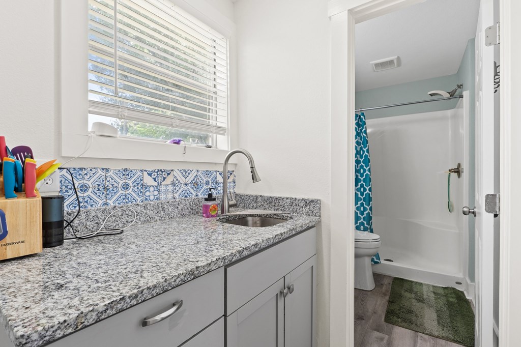 509 8th St, Port St. Joe 32456