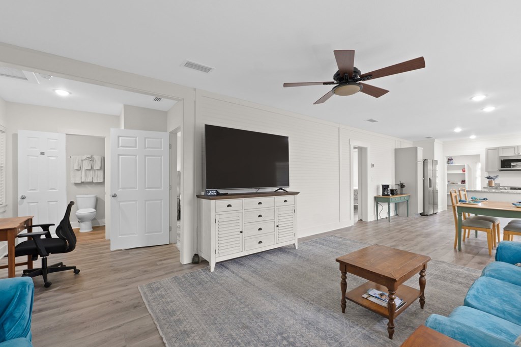 509 8th St, Port St. Joe 32456
