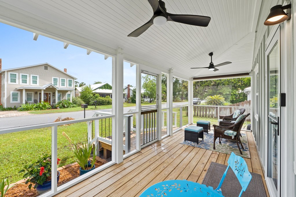 509 8th St, Port St. Joe 32456