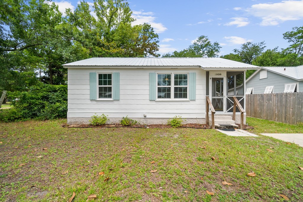 1308 Long Ave, Port St. Joe 32456