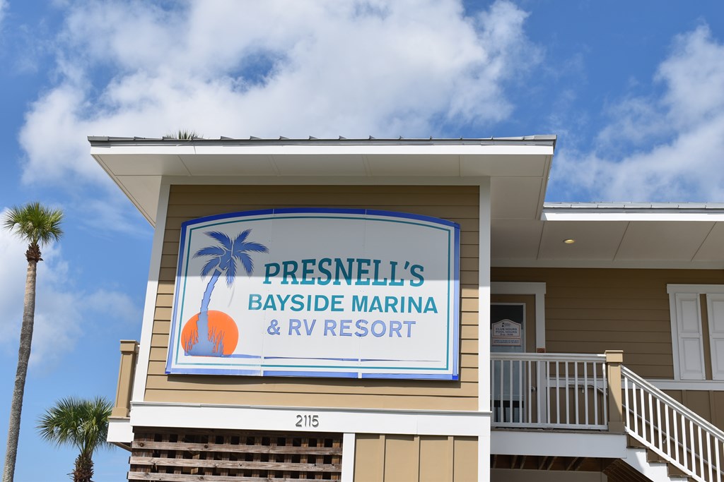 131 Colors Way, Port St. Joe 32456